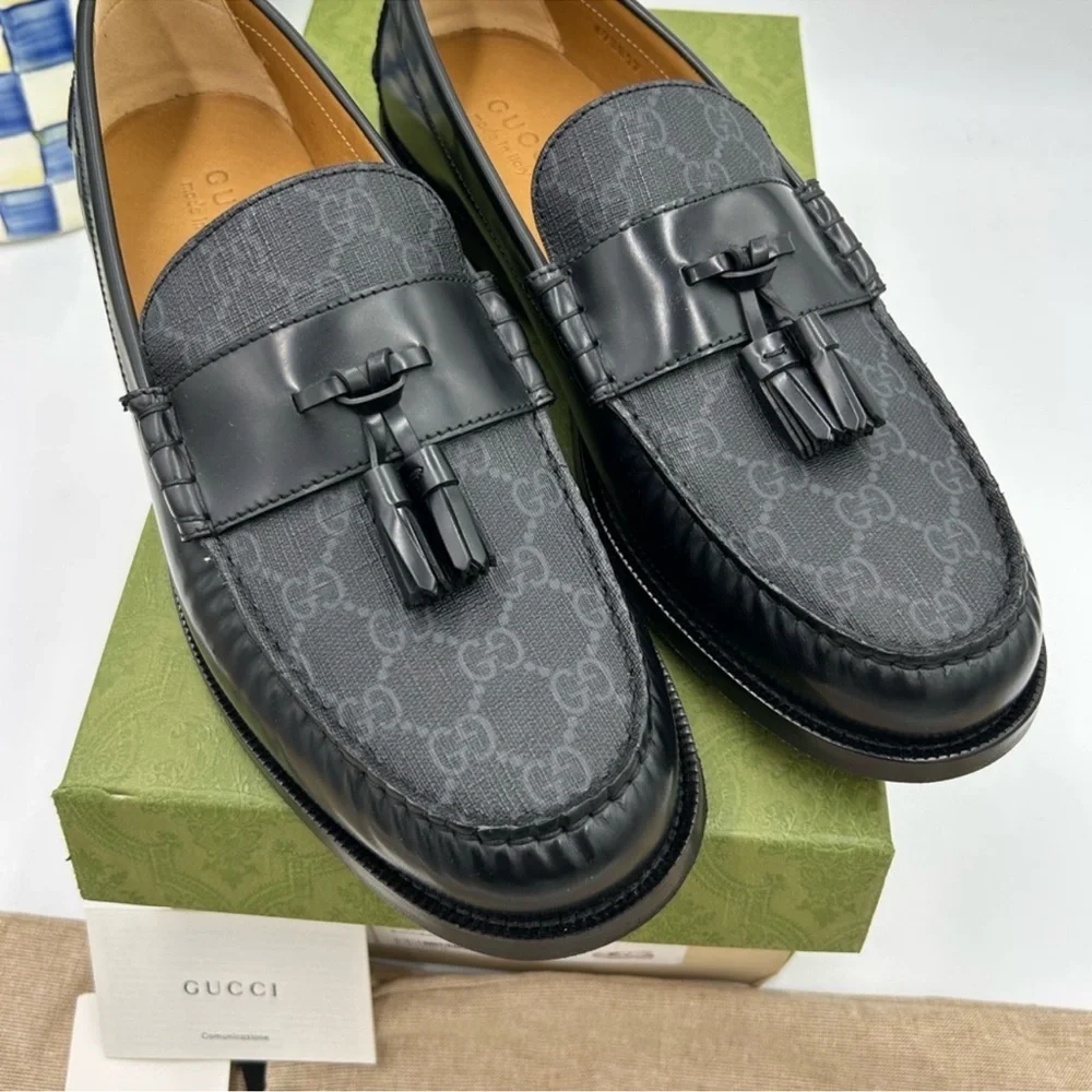 Men’s Gucci, GG supreme, tassel loafer size 12 made in Italy